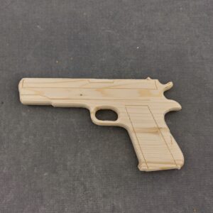 Puupyssy Colt M1911